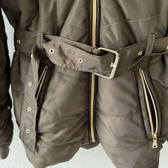 Express olive green belted puffer jacket - Picture 5 of 7